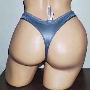 Victoria's Secrets Thong Panties. New with Tags Size Medium.
